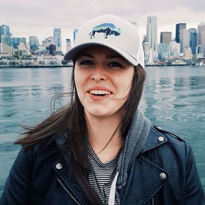 Meet your Posher, Claire